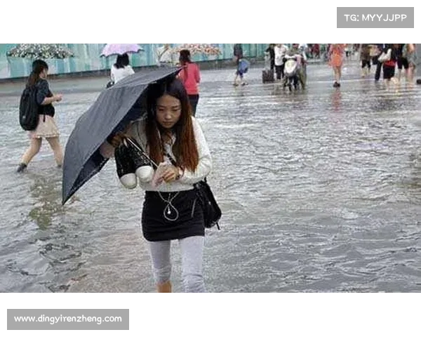 暴雨中的曼谷记忆:雨季漫步的难忘瞬间 暴雨中的曼谷记忆:雨季漫步的难忘瞬间